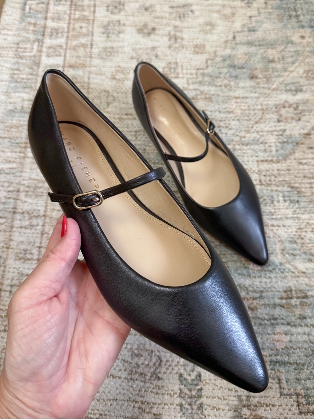 MARC FISHER LTD BLACK POINTED TOP FLATS 7